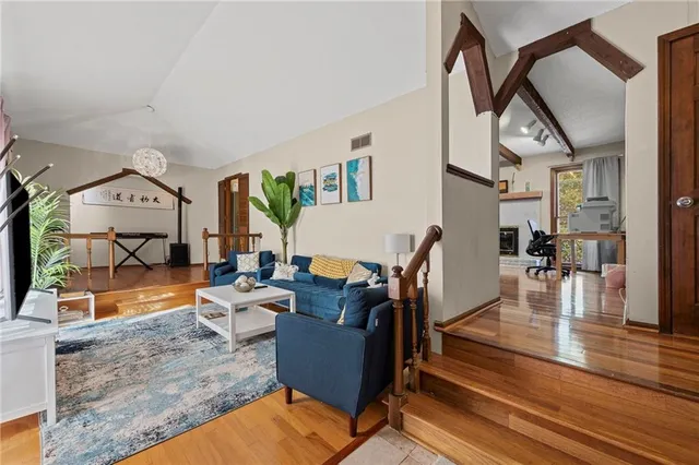 $269,000 | 11105 Askew Avenue, Kansas City, MO 64137