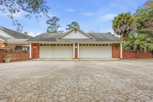 $1,200,000 | 705 County Rd S-45-185, Kingstree, SC 29556