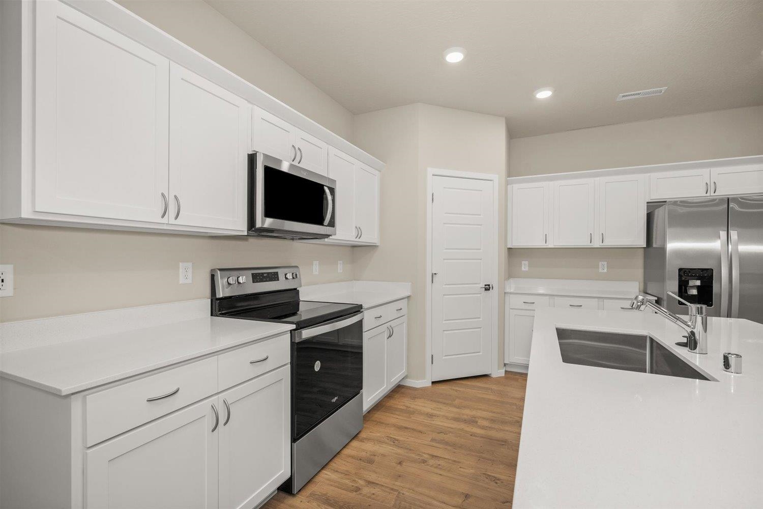 3107 East Harding Avenue Mead, WA 99021 - Photo 9 of 18 Gallery Image 9
