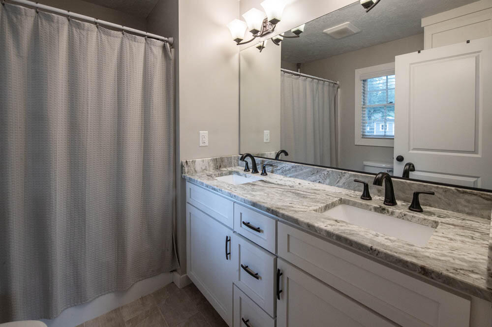 2017 Pisgah Road North Augusta, SC 29841 - Photo 17 of 25 Owners Bathroom!