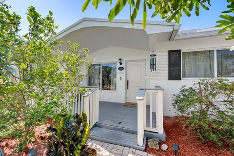 $515,000 | 3410 Southwest 13th Court, Fort Lauderdale, FL 33312