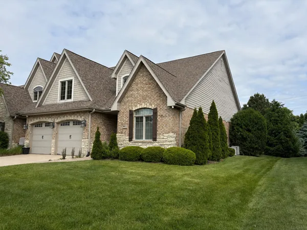 $775,000 | 9832 Folkers Drive, Unit 9832, Frankfort, IL 60423