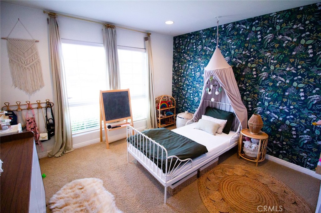 808 Gian Drive Torrance, CA 90502 - Photo 25 of 36 a living room with furniture and a flat screen tv