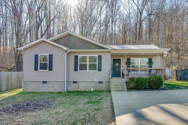 $270,500 | 909 Hickory Street, Jasper, TN 37347