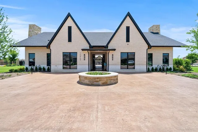 a view of outdoor space