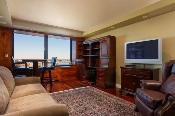 $9,775 | 65 East India Row, Unit 22AB, Boston, MA 02110