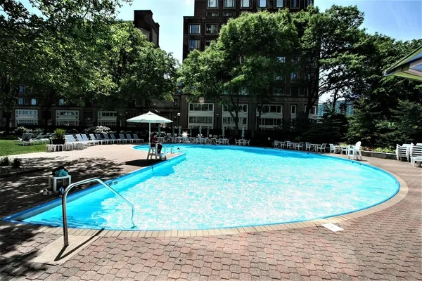 $9,775 | 65 East India Row, Unit 22AB, Boston, MA 02110