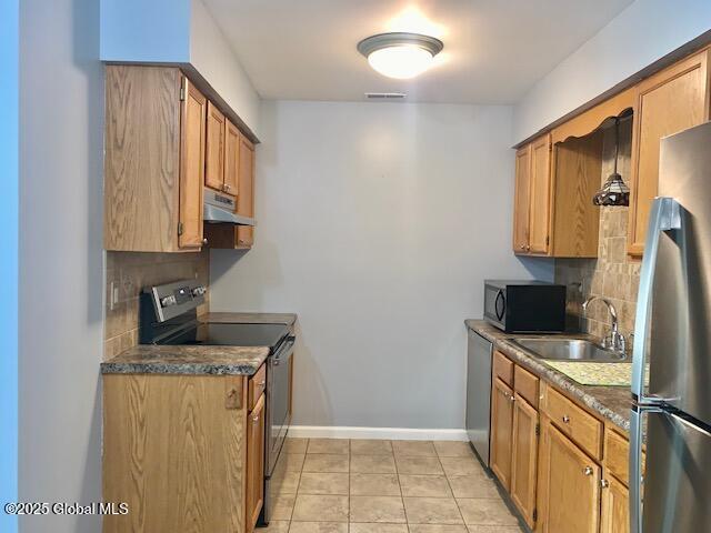 2059 Rosedale Way Guilderland, NY 12303 - Photo 13 of 32 IMG_6341