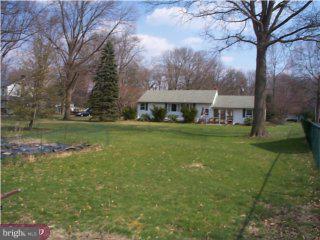 8 Wilburtha Road Trenton, NJ 08628 - Photo 2 of 2