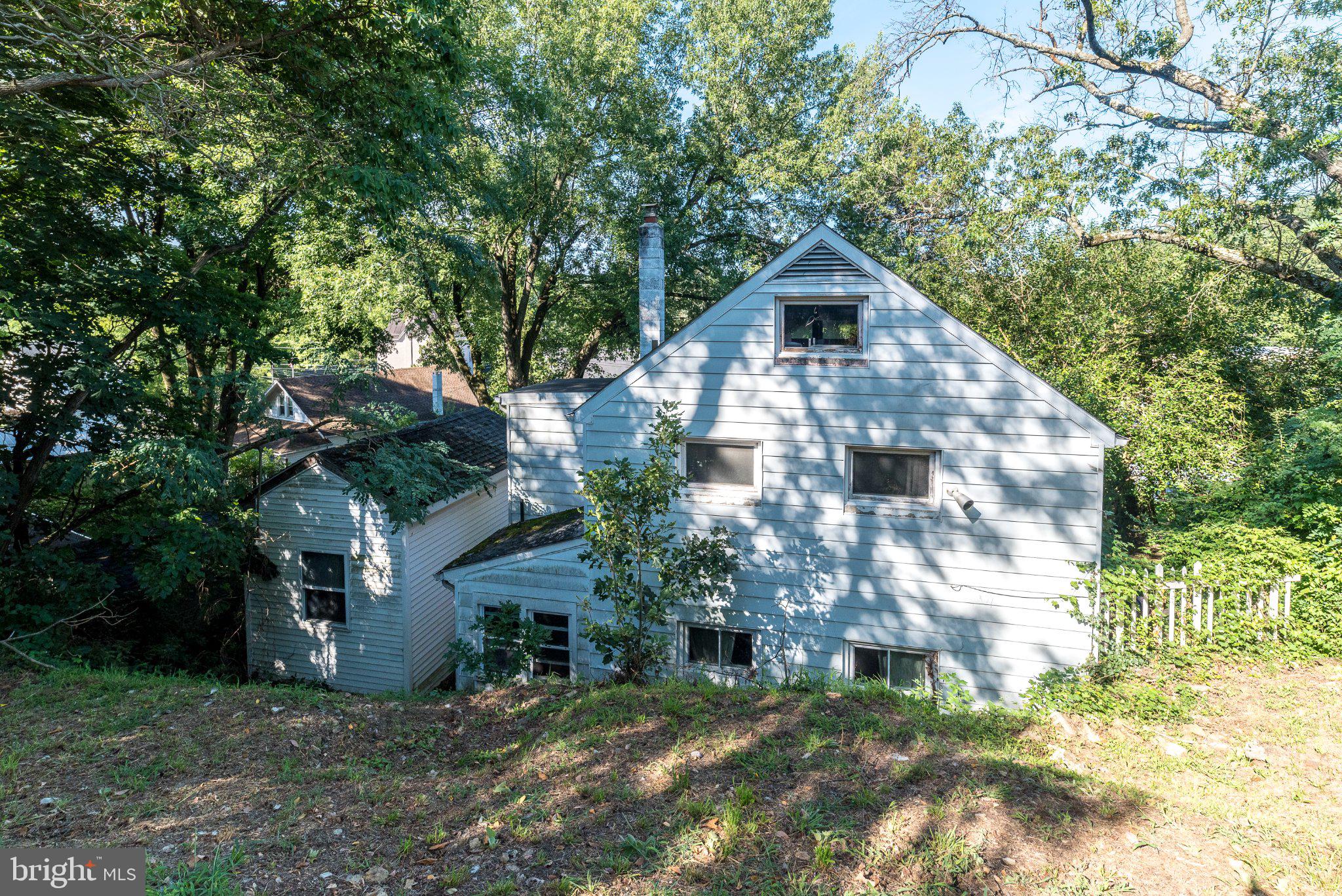 109 Ridge Street Reading, PA 19607 - Photo 40 of 41 Charming home nestled among trees.