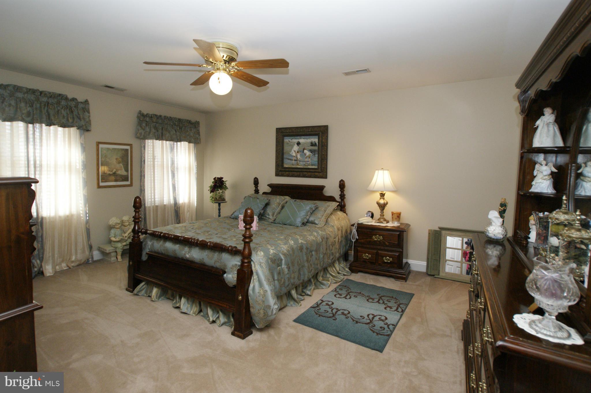 7203 Baldwin Ridge Road Warrenton, VA 20187 - Photo 16 of 30 Bedroom #2 with Walk-in Closet