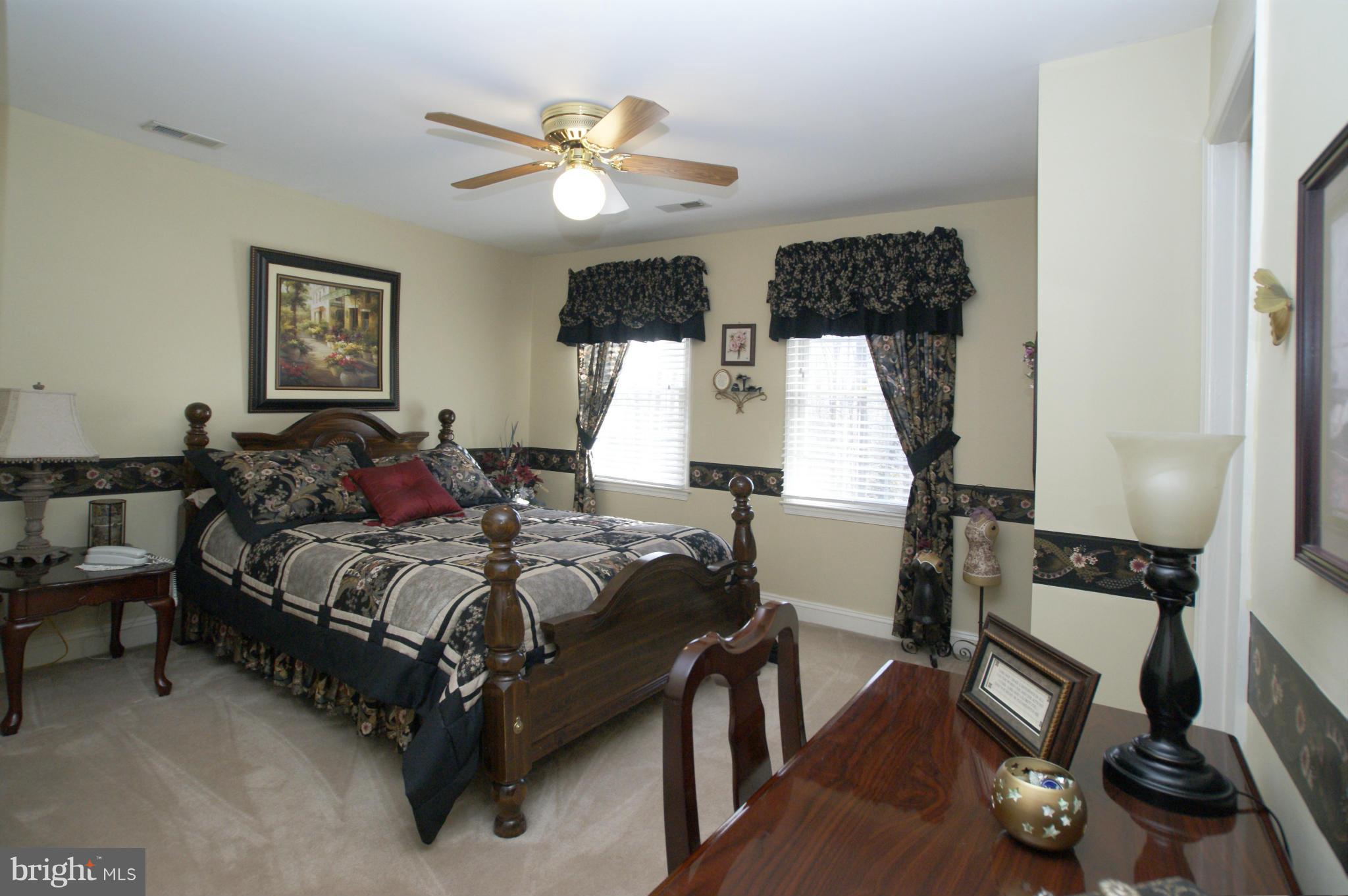 7203 Baldwin Ridge Road Warrenton, VA 20187 - Photo 20 of 30 Bedroom #4 with Walk-in Closet