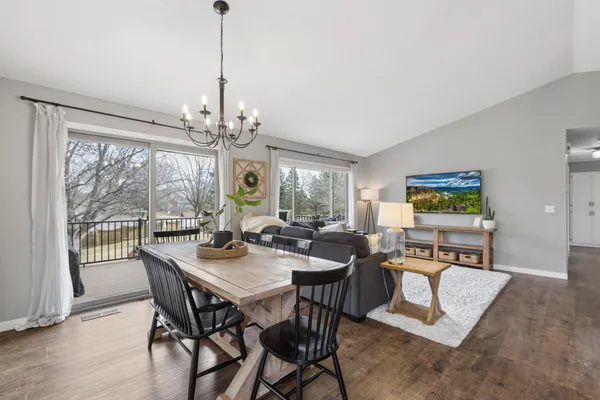 $425,000 | 8444 Underwood Lane North, Maple Grove, MN 55369