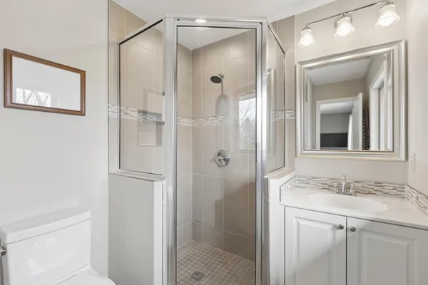 $425,000 | 8444 Underwood Lane North, Maple Grove, MN 55369