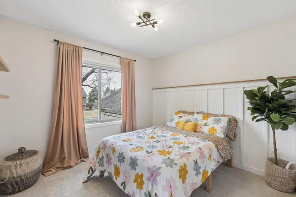 $425,000 | 8444 Underwood Lane North, Maple Grove, MN 55369