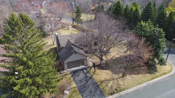 $425,000 | 8444 Underwood Lane North, Maple Grove, MN 55369