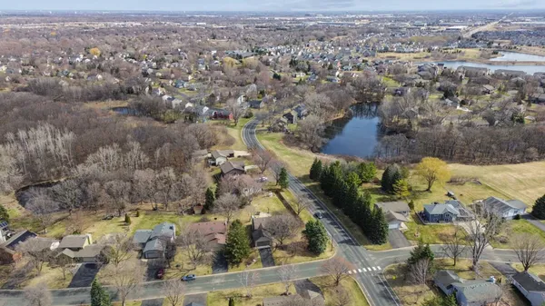 $425,000 | 8444 Underwood Lane North, Maple Grove, MN 55369