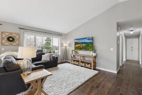 $425,000 | 8444 Underwood Lane North, Maple Grove, MN 55369