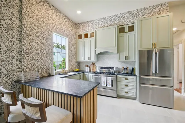 $8,200 | Undisclosed Address, New Orleans, LA 70115