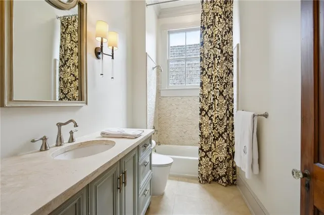 $8,200 | Undisclosed Address, New Orleans, LA 70115