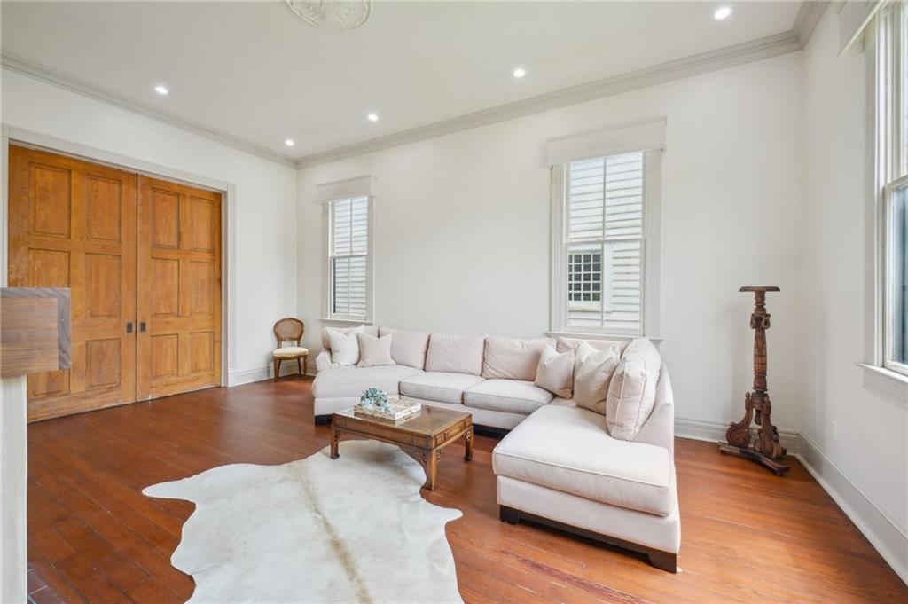 1449 Arabella Street New Orleans, LA 70115 - Photo 7 of 33