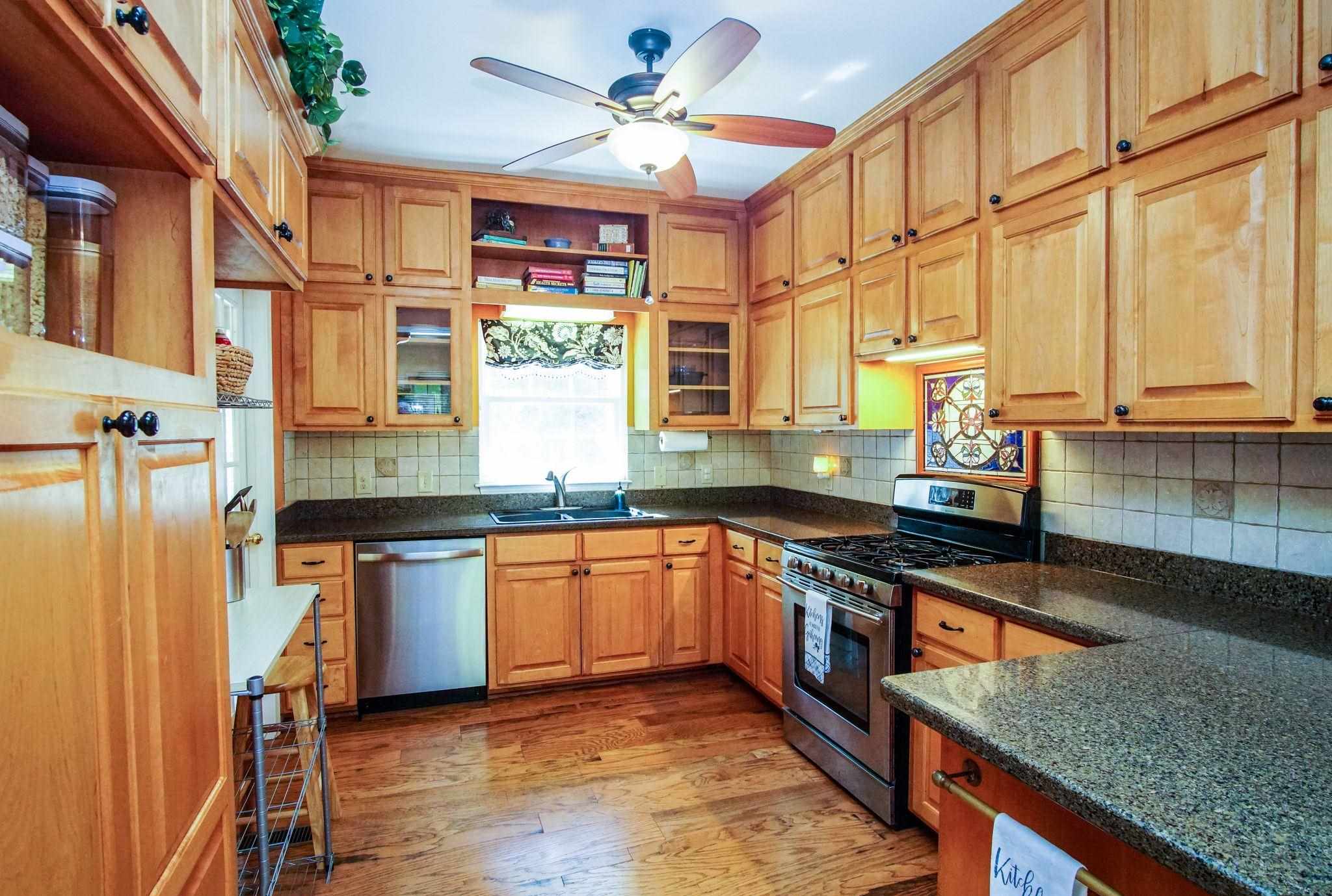 595 Braewick Road Tryon, NC 28782 - Photo 17 of 36