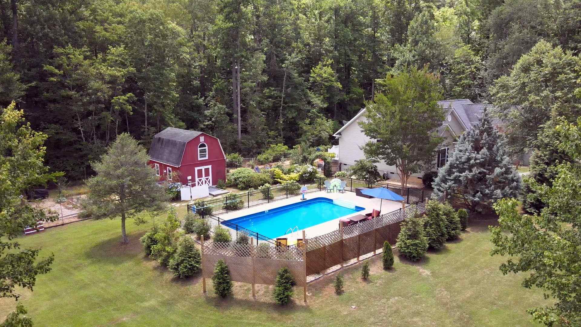 595 Braewick Road Tryon, NC 28782 - Photo 2 of 36