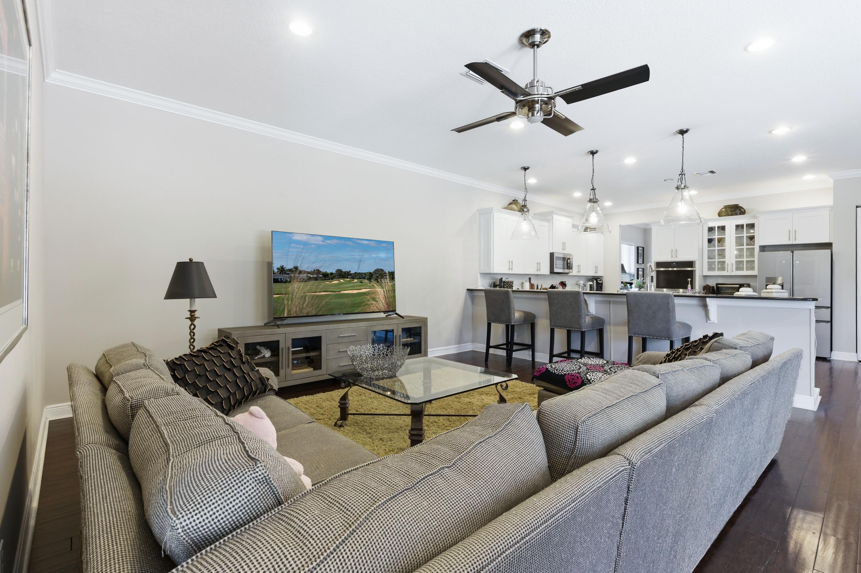 337 Rudder Cay Way Jupiter, FL 33458 - Photo 8 of 45 337_Rudder_Cay_Jupiter_024