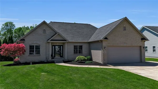 $599,900 | 38 Nicholas Lane, Lancaster, NY 14086