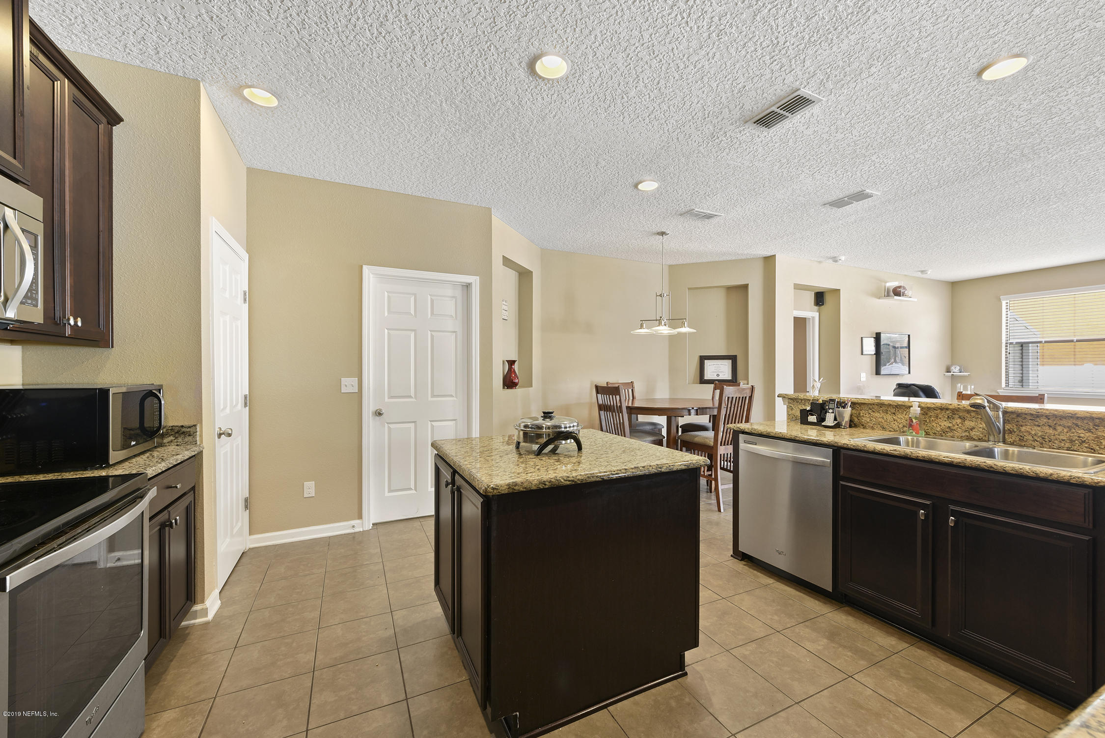 769 Reflection Cove Road Jacksonville, FL 32218 - Photo 25 of 44 Food prep island