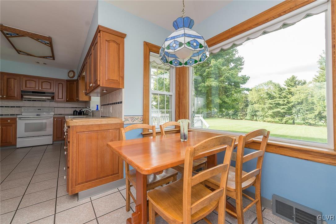 3511 Church Road Easton, PA 18045 - Photo 3 of 24 Gallery Image 3