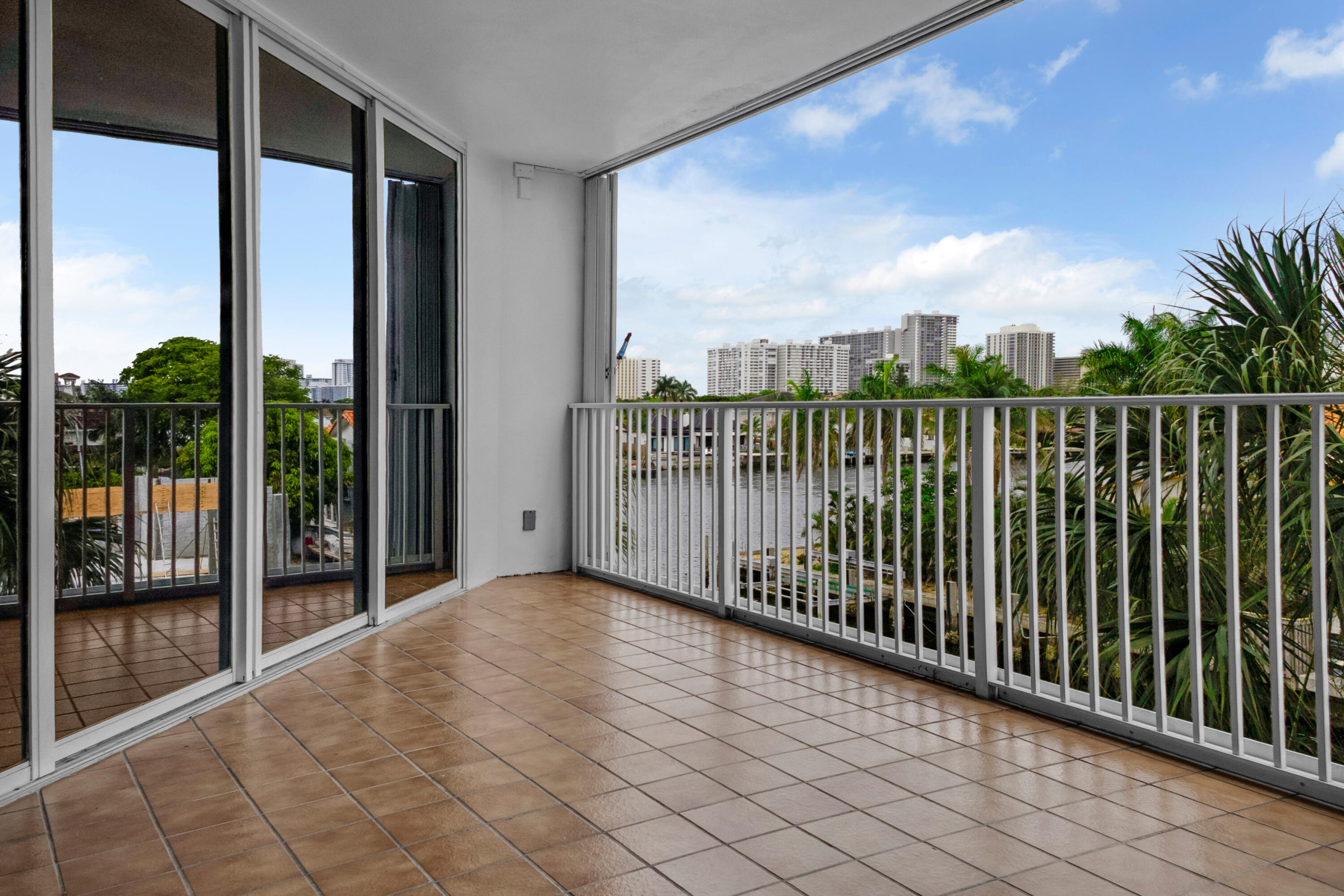 3100 Northeast 47th Court, Unit 305 Fort Lauderdale, FL 33308 - Photo 24 of 43 3100 NE 47th Court, 305