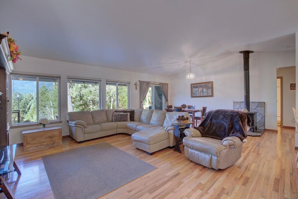 16420 Ford Road Rogue River, OR 97537 - Photo 4 of 34 Additional Photo