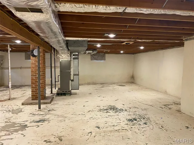 $137,500 | 403 North Pine Street, Nokomis, IL 62075