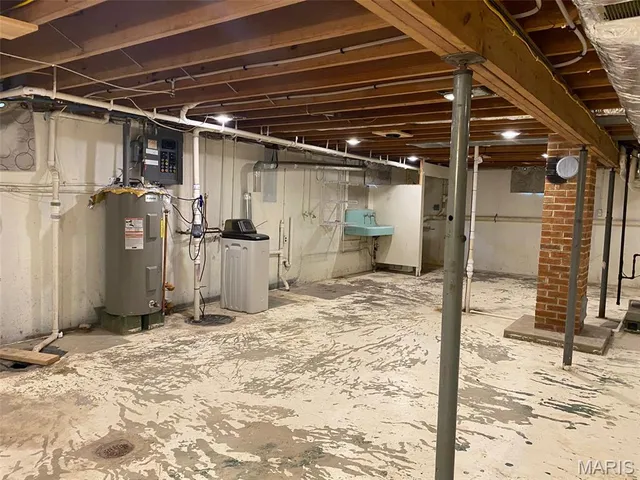 $137,500 | 403 North Pine Street, Nokomis, IL 62075