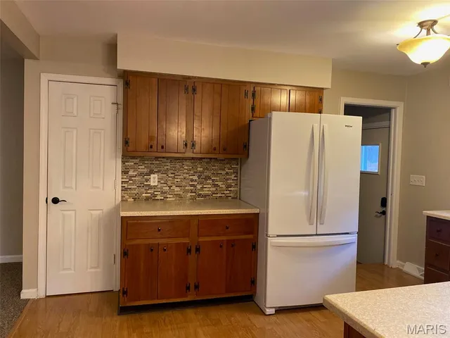 $137,500 | 403 North Pine Street, Nokomis, IL 62075