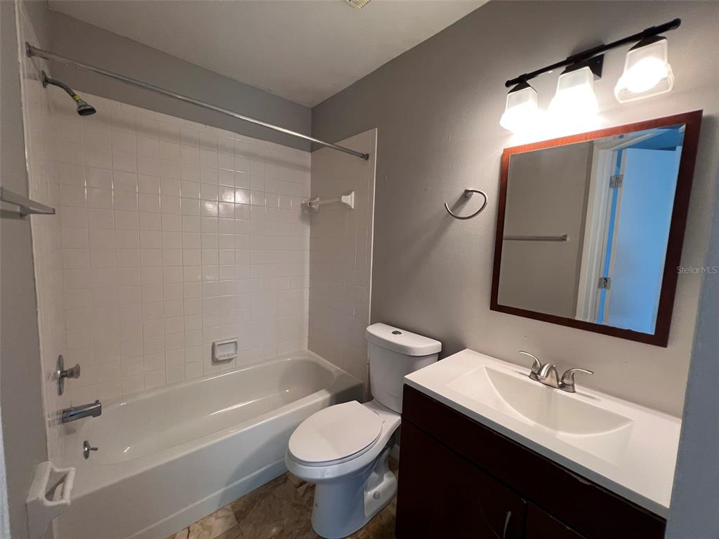 942 Loquat Tree Road Orlando, FL 32811 - Photo 13 of 15