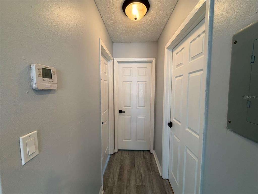 942 Loquat Tree Road Orlando, FL 32811 - Photo 8 of 15