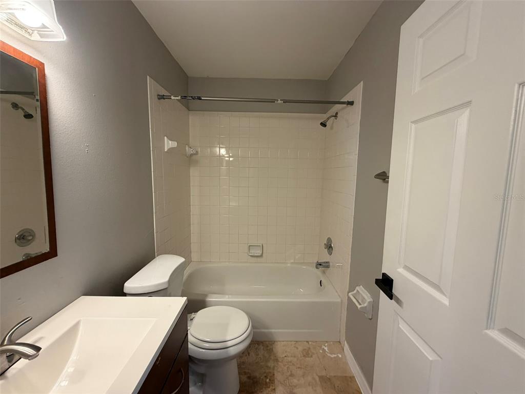 942 Loquat Tree Road Orlando, FL 32811 - Photo 10 of 15