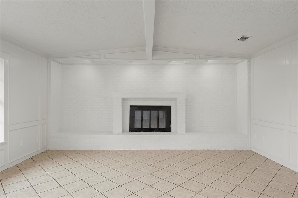 608 South Colorado Street Whitney, TX 76692 - Photo 8 of 27 a view of an empty room
