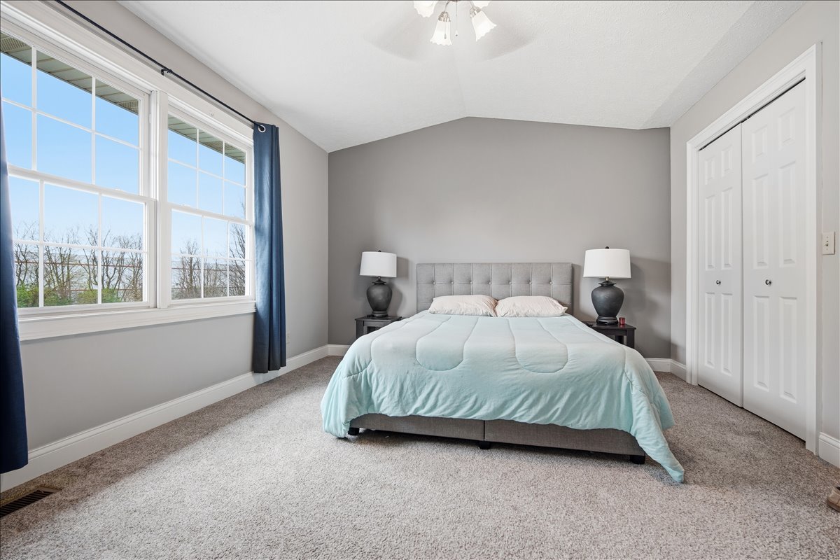 2820 Rutherford Drive Bloomington, IL 61705 - Photo 18 of 35