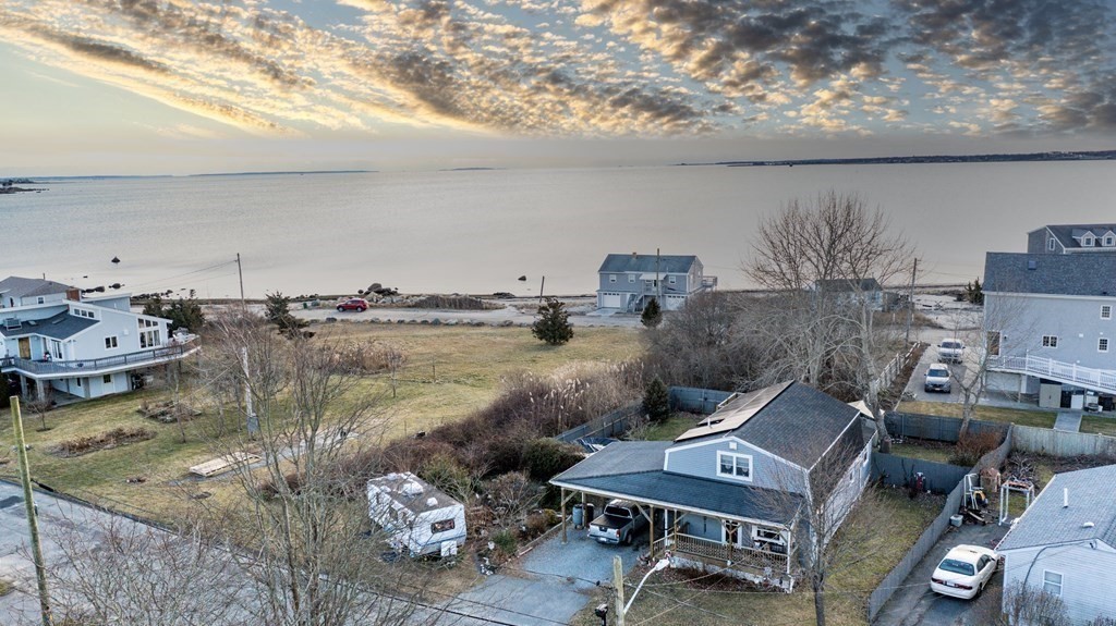 40 Point Street Fairhaven, MA 02719 - Photo 2 of 41 Gallery Image 2