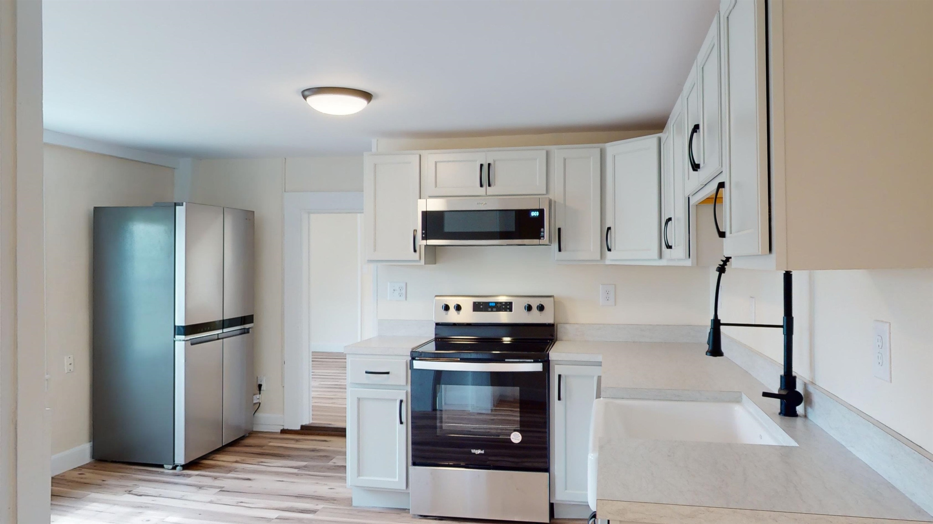 140 Pleasant Street, Unit 2 Epping, NH 03042 - Photo 16 of 31 Gallery Image 16