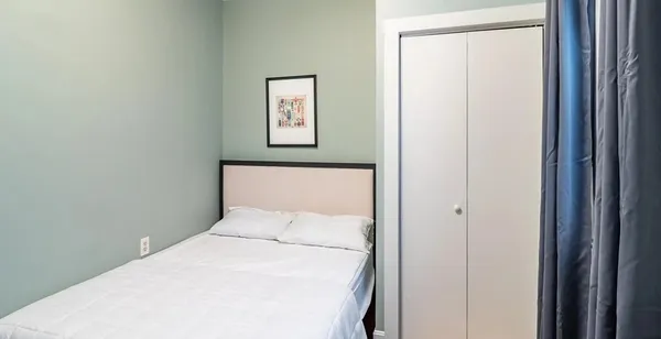 a bed room with a bed
