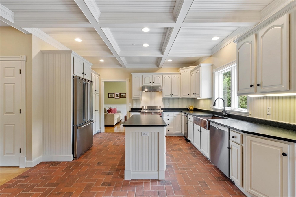 58 Pheasant Brook Road North Andover, MA 01845 - Photo 14 of 42