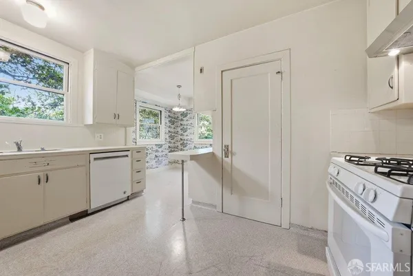 $1,095,000 | 451 Vincente Avenue, Berkeley, CA 94707