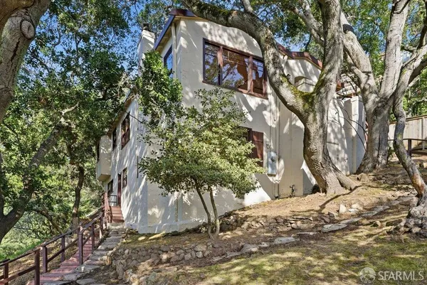 $1,095,000 | 451 Vincente Avenue, Berkeley, CA 94707