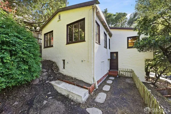 $1,095,000 | 451 Vincente Avenue, Berkeley, CA 94707