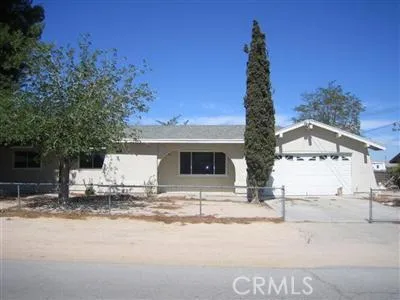 $1,950 | 15502 Jaypost Road, Victorville, CA 92394