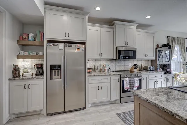 $417,000 | 403 Dogwood Trails Loop, Carl Junction, MO 64834